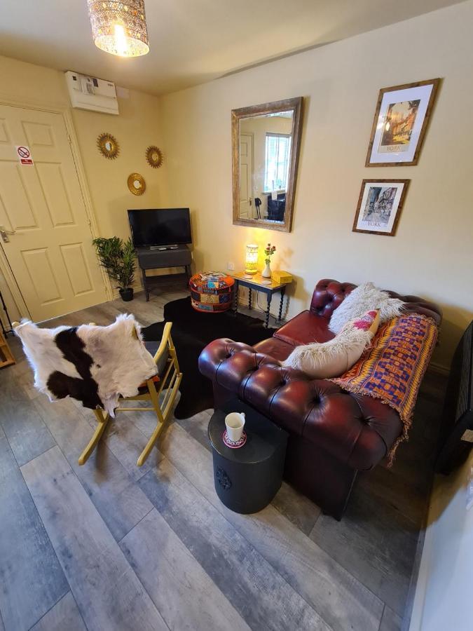 The Shambles By Spires Accommodation A Boho Styled Place To Stay Just 3 Miles From Birches Valley Visitors Centre Cannock Chase Rugeley Exteriér fotografie